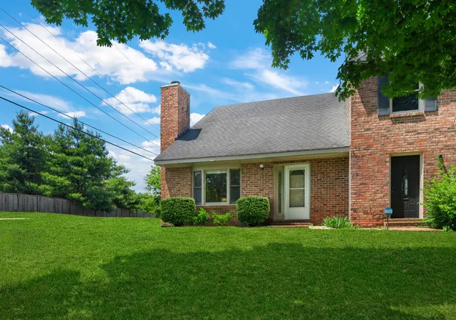 Homes for sale in Nashville, TN | 2920 Lebanon Pike, Nashville, TN 37214 | MLS# 3221724