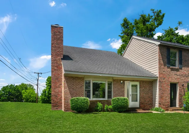 Homes for sale in Nashville, TN | 2920 Lebanon Pike, Nashville, TN 37214 | MLS# 3221724