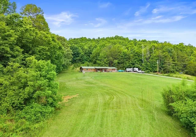 Homes for sale in Decatur, TN | 331 County Road 188, Decatur, TN 37322 | MLS# 3231623