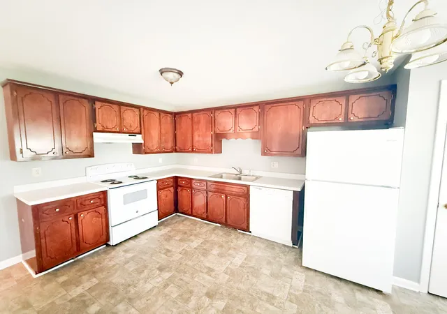 Photo 3 of Single family home for sale at 952 Princeton Dr, Clarksville, TN 37042 | MLS# 3225251 | Listing updated on 2026-09-22