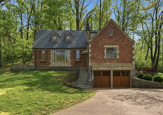 Photo 1 of Single family home for sale at 5123 Stanford Dr, Nashville, TN 37215 | MLS# 3224559 | Listing updated on 2026-09-24