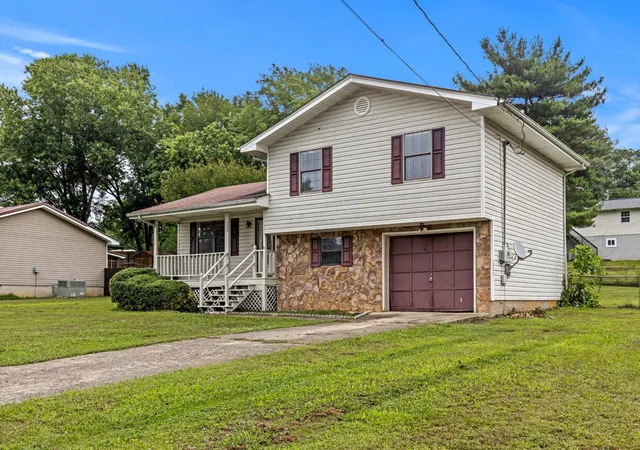 Homes for sale in Ringgold, GA | 155 Gwen Dr, Ringgold, GA 30736 | MLS# 3221653