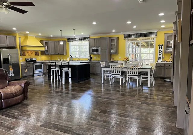 Photo 2 of Manufactured home for sale at 3469 Gillespie Ln, Columbia, TN 38401 | MLS# 3221672 | Listing updated on 2026-08-20