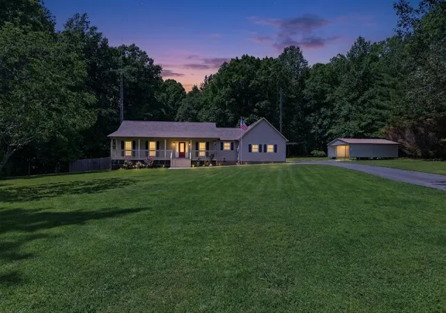 Homes for sale in Manchester, TN | 552 Jack Thomas Dr, Manchester, TN 37355 | MLS# 3223487