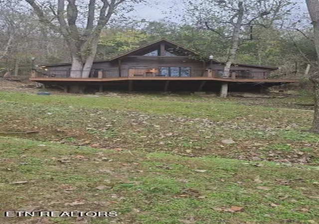 Homes for sale in Gainesboro, TN | 360 Spurlock Hollow Lane, Gainesboro, TN 38562 | MLS# 3221734