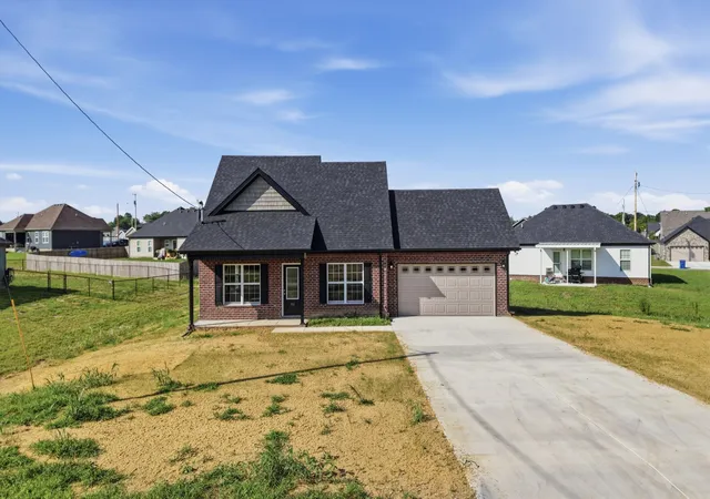 Photo 2 of Single family home for sale at 362 Ridge St, Manchester, TN 37355 | MLS# 3221851 | Listing updated on 2026-09-15