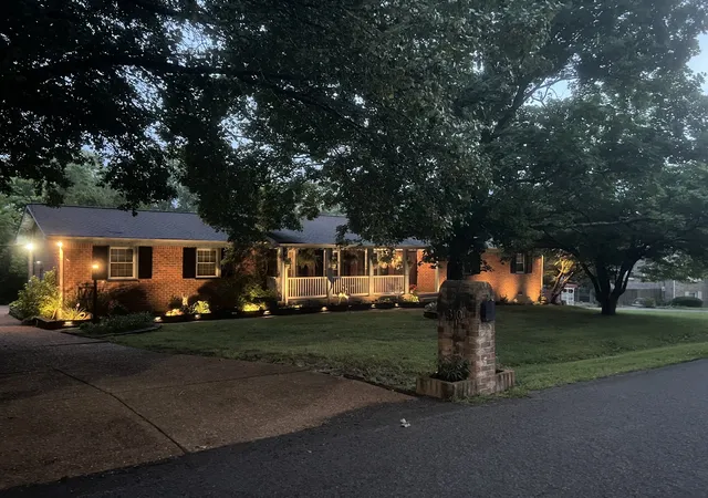 Homes for sale in Kingston Springs, TN | 310 Harpeth View Trl, Kingston Springs, TN 37082 | MLS# 3225599