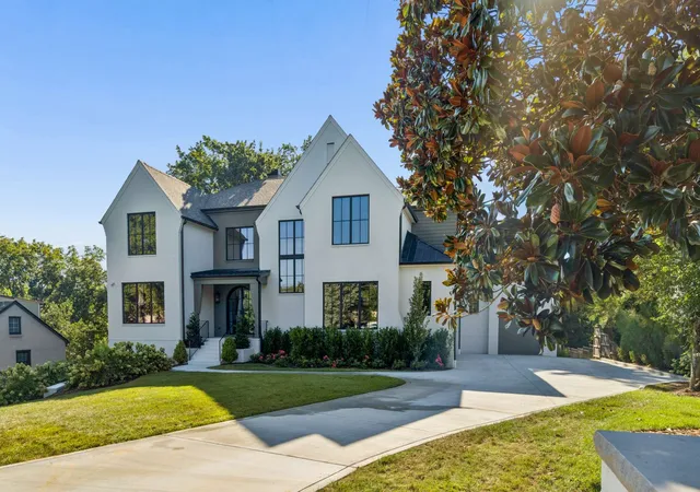 2nd image of 4123 Skyline Dr, Nashville, TN 37215 | MLS# 3225194