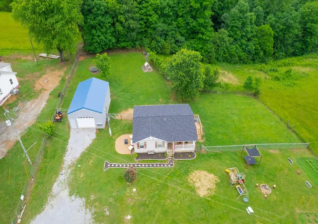 Homes for sale in Wartrace, TN | 133 Cleveland Rd, Wartrace, TN 37183 | MLS# 3221889