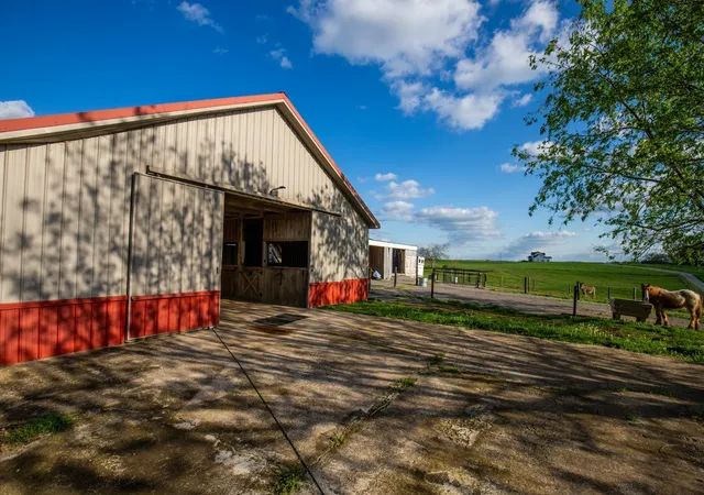 Homes for sale in Unionville, TN | 501 Burnt Hill Rd, Unionville, TN 37180 | MLS# 3224228