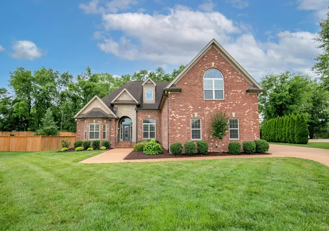 Homes for sale in Gallatin, TN | 929 Morningstar Ct, Gallatin, TN 37066 | MLS# 3229471