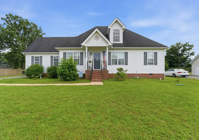 Homes for sale in Christiana, TN | 124 Mallow Dr, Christiana, TN 37037 | MLS# 3225579