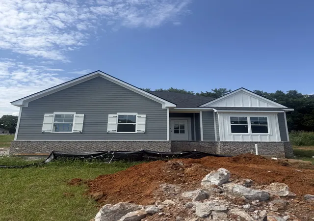 1st image of 2120 Powell Ln, Lewisburg, TN 37091 | MLS# 3223018