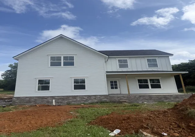1st image of 2124 Powell Ln, Lewisburg, TN 37091 | MLS# 3223032
