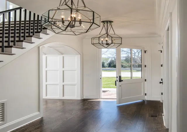 3rd image of 960 Battery Ln, Nashville, TN 37220 | MLS# 3241961