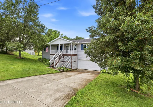 Homes for sale in Jacksboro, TN | 117 Bertha Lane, Jacksboro, TN 37757 | MLS# 3223109