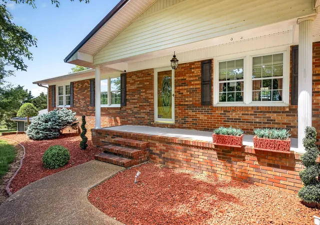 Homes for sale in Morrison, TN | 1956 Shady Grove Rd, Morrison, TN 37357 | MLS# 3232365