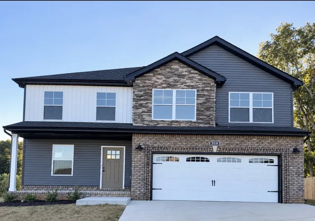 Photo 1 of Single family home for sale at 336 Cardinal Crk, Clarksville, TN 37040 | MLS# 3223795 | Listing updated on 2026-10-06