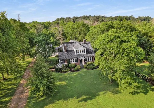 Photo 4 of Single family home for sale at 7255 Lebanon Rd, Mount Juliet, TN 37122 | MLS# 3224846 | Listing updated on 2026-08-20