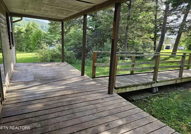 Photo 2 of Single family home for sale at 341 Warwick Lane, Maynardville, TN 37807 | MLS# 3528474 | Listing updated on 2026-09-06