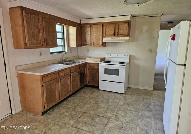 Photo 4 of Single family home for sale at 341 Warwick Lane, Maynardville, TN 37807 | MLS# 3528474 | Listing updated on 2026-09-06
