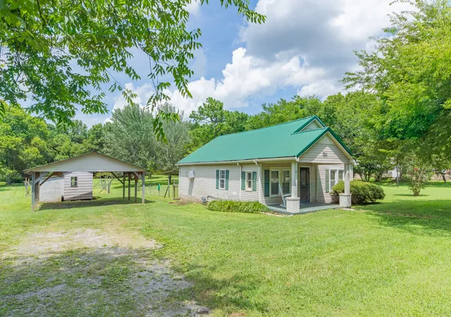 1st image of 330 Holly Grove Rd, Lewisburg, TN 37091 | MLS# 3272008