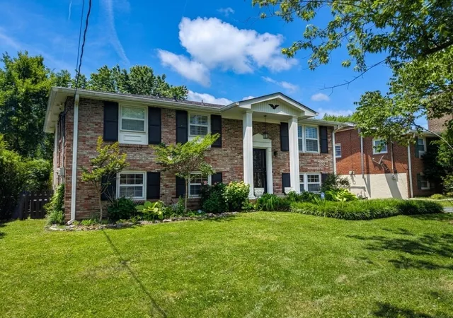 Photo 2 of Single family home for sale at 3819 Sam Boney Dr, Nashville, TN 37211 | MLS# 3224290 | Listing updated on 2026-06-07