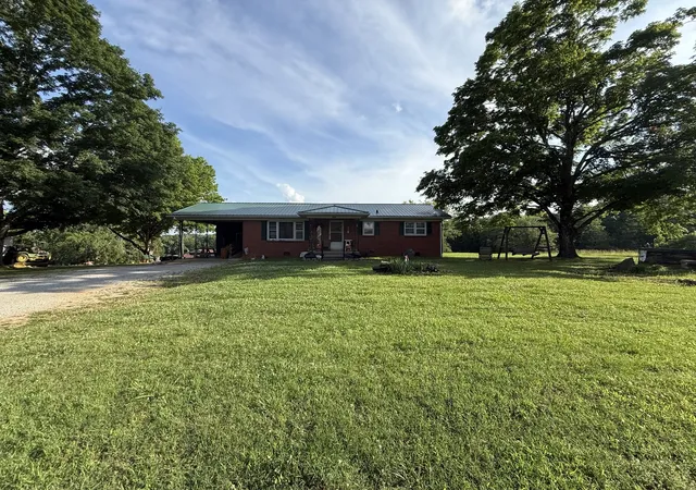 Homes for sale in Centerville, TN | 485 W Grinders Switch Rd, Centerville, TN 37033 | MLS# 3225689