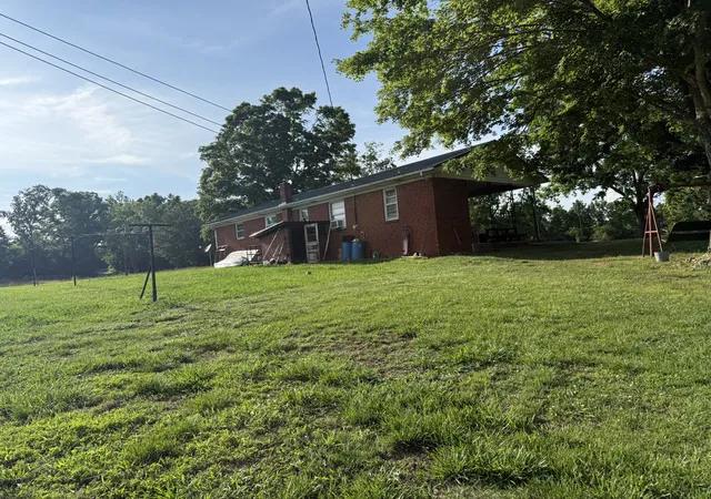Homes for sale in Centerville, TN | 485 W Grinders Switch Rd, Centerville, TN 37033 | MLS# 3225689
