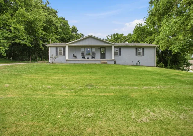 Homes for sale in Culleoka, TN | 2040 Glencoe Rd, Culleoka, TN 38451 | MLS# 3223940