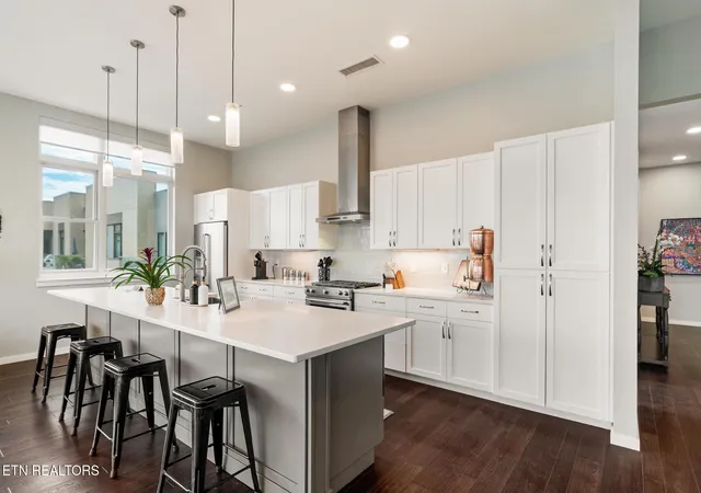 Photo 3 of Condo for sale at 333 W Depot Ave #603, Knoxville, TN 37917 | MLS# 3530374 | Listing updated on 2026-09-21