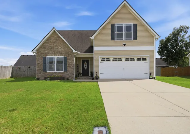 Homes for sale in Smyrna, TN | 113 Kiowa Ct, Smyrna, TN 37167 | MLS# 3223776