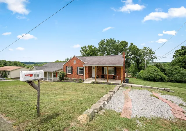 Homes for sale in Woodbury, TN | 412 Lehman St, Woodbury, TN 37190 | MLS# 3251082