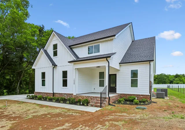 Homes for sale in Christiana, TN | 7640 Joe Rowlin Rd, Christiana, TN 37037 | MLS# 3223843