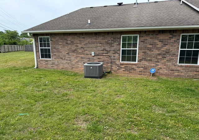 Photo 3 of Townhouse for sale at 1311 Crofton Park Ct, Columbia, TN 38401 | MLS# 3223910 | Listing updated on 2026-08-31