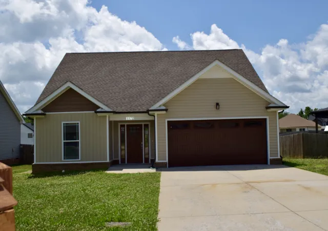 Homes for sale in Clarksville, TN | 1172 Ewing Way, Clarksville, TN 37043 | MLS# 3251549
