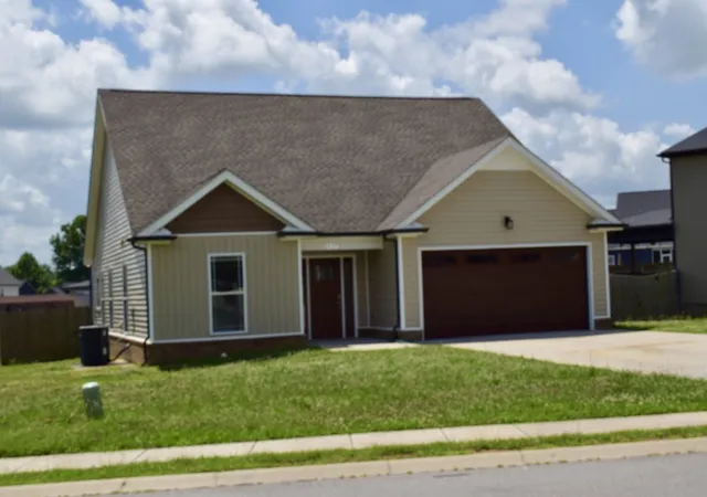 Homes for sale in Clarksville, TN | 1172 Ewing Way, Clarksville, TN 37043 | MLS# 3251549
