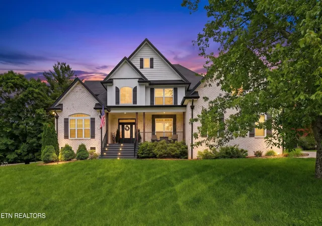 Photo 1 of Single family home for sale at 3806 Admirality Ln, Knoxville, TN 37920 | MLS# 3280965 | Listing updated on 2026-08-31