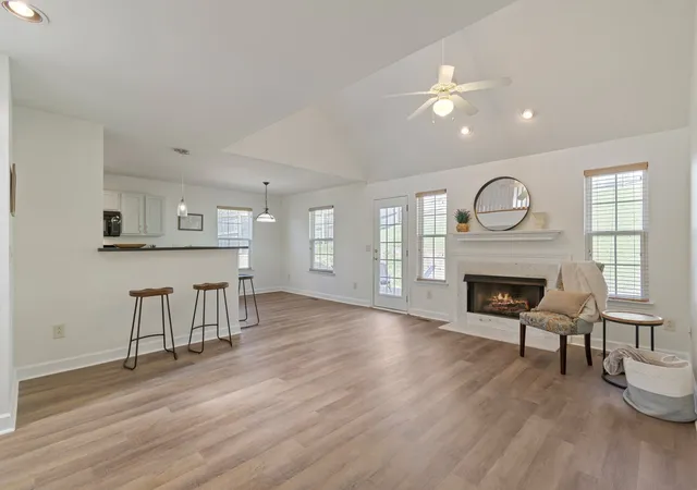 Photo 4 of Single family home for sale at 7825 Farmington Pl, Nashville, TN 37221 | MLS# 3224022 | Listing updated on 2026-08-18
