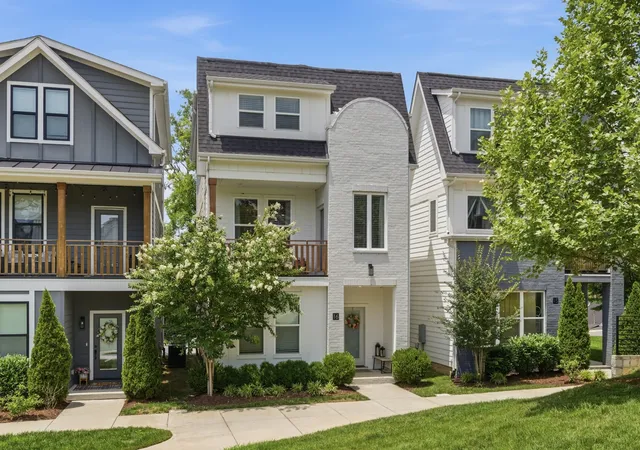 Homes for sale in Nashville, TN | 530 Edwin St #16, Nashville, TN 37207 | MLS# 3225068