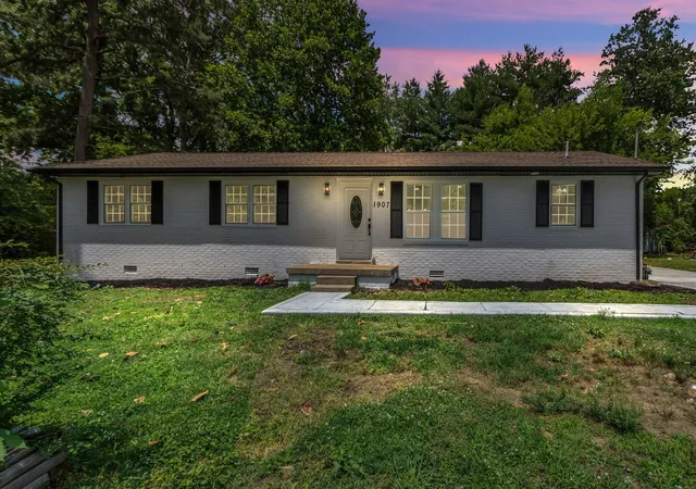Homes for sale in Murfreesboro, TN | 1907 Russell Dr, Murfreesboro, TN 37130 | MLS# 3224363