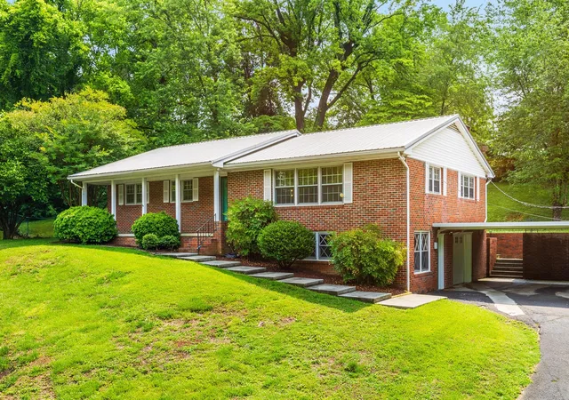 Homes for sale in Cleveland, TN | 2802 Elm Dr Ne, Cleveland, TN 37312 | MLS# 3224595