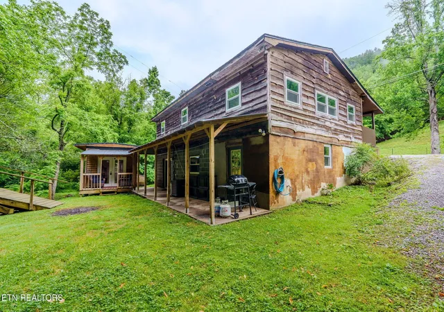 3rd image of 446 Lovers Lane, Townsend, TN 37882 | MLS# 3278398
