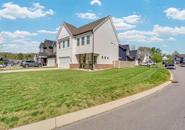Homes for sale in Knoxville, TN | 1111 Belle Pond Ave, Knoxville, TN 37932 | MLS# 3224651