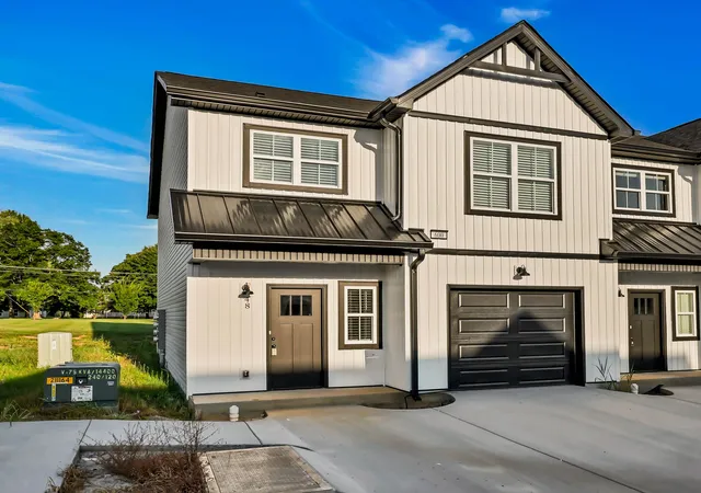 Photo 2 of Townhouse for sale at 166 Sango Dr Bldg 6 #48, Clarksville, TN 37043 | MLS# 3224664 | Listing updated on 2026-09-04