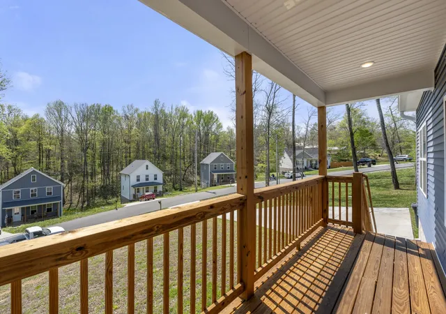 Homes for sale in Charlotte, TN | 521 Lewis Ln, Charlotte, TN 37036 | MLS# 3224684