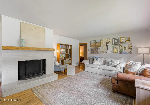 5th image of 5821 Briercliff Rd, Knoxville, TN 37918 | MLS# 3224688