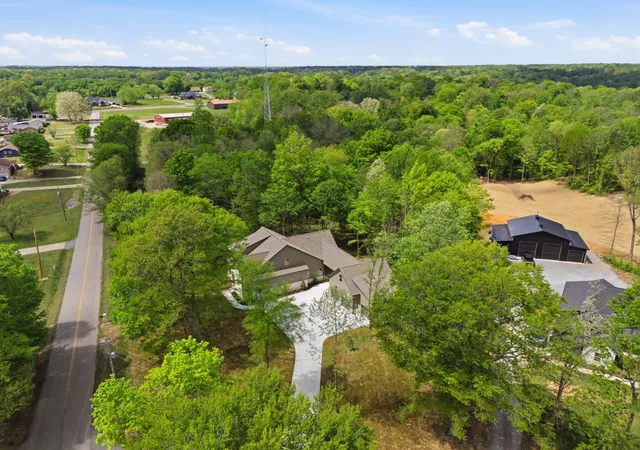 3rd image of 2949 Pace Rd, Clarksville, TN 37043 | MLS# 3225008