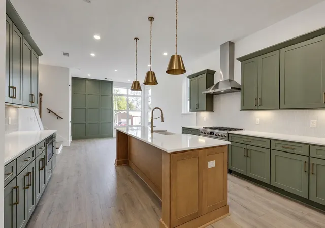 3rd image of 110 Myrtle St #Unit C, Nashville, TN 37206 | MLS# 3225466