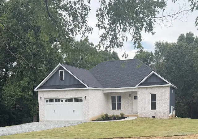 1st image of 470 Powers Blvd, Waverly, TN 37185 | MLS# 3228936